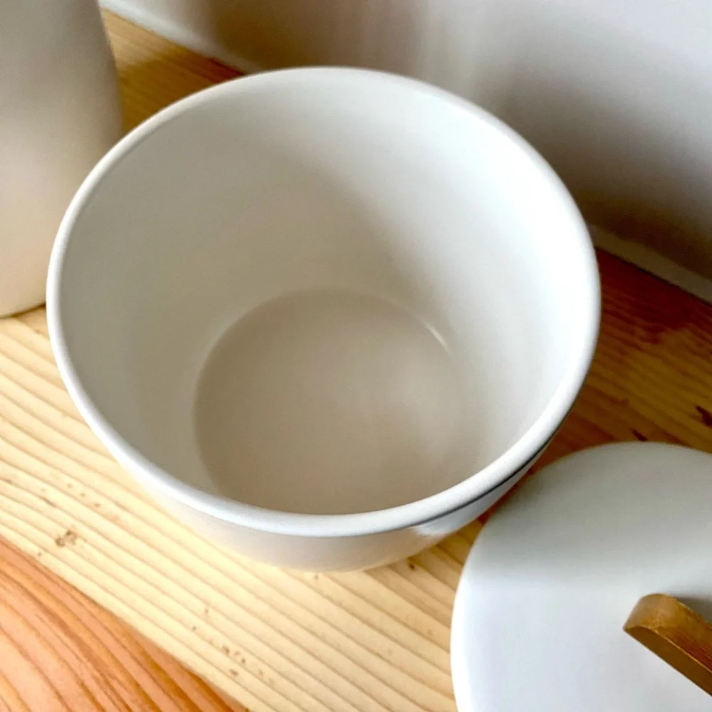 Set of 2 Small & Medium White Ceramic Canister Set with lids - Picture 4 of 6